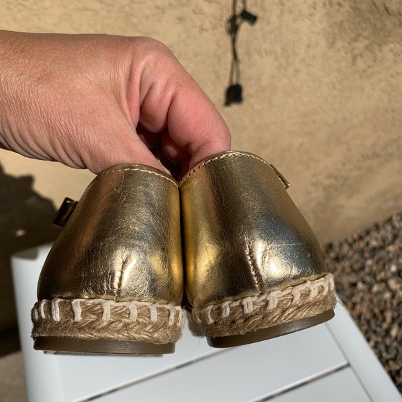 D’Arte Huarache metallic gold perforated espadrilles shoes size 24, US size 7 - Picture 11 of 16